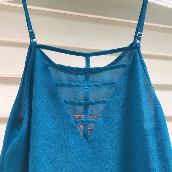 Flowy tank - Picture 3 of 4